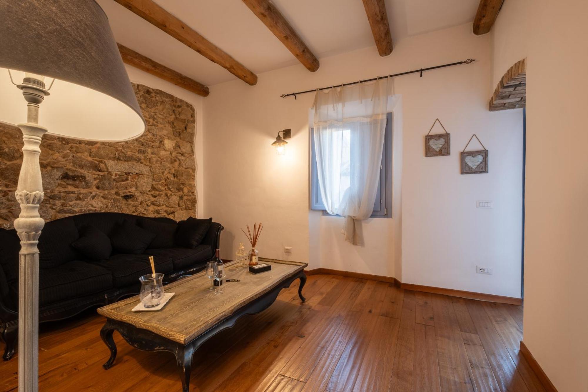 Dimoras Dimore Nel Cuore Di Olbia Luaran gambar